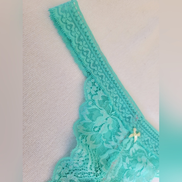 PINK Lace Thong Panty Set - Picture 10 of 12